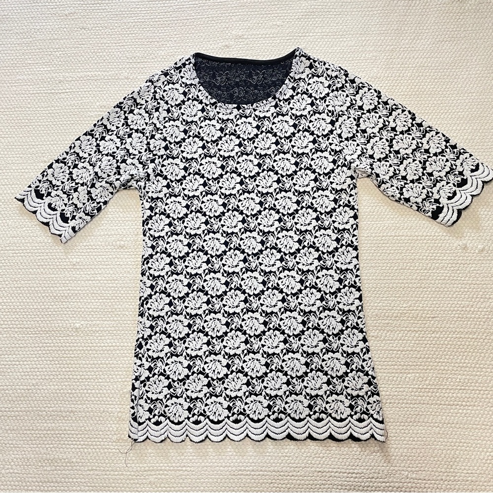 Korean Fashion Cotton Stretchy Crew Neck Navy White Floral Top